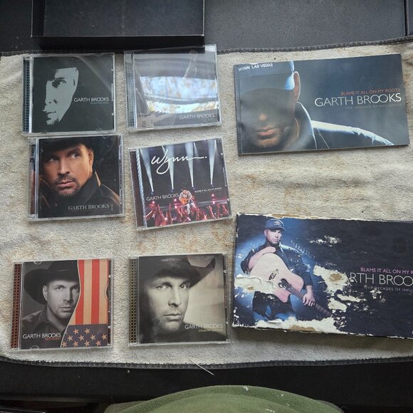 Garth Brooks Blame it on my roots - Picture 1 of 1